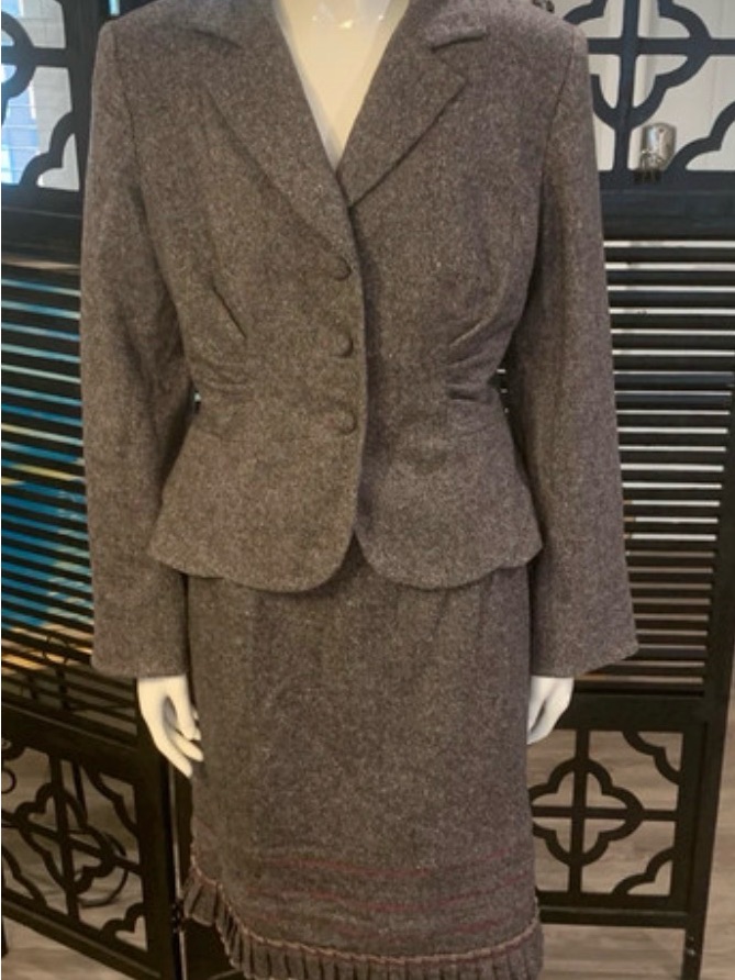 Women's Tweed Skirt Suit By Kay Unger